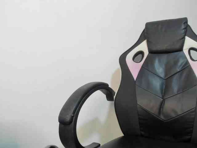 zoe-williams1 webcam
