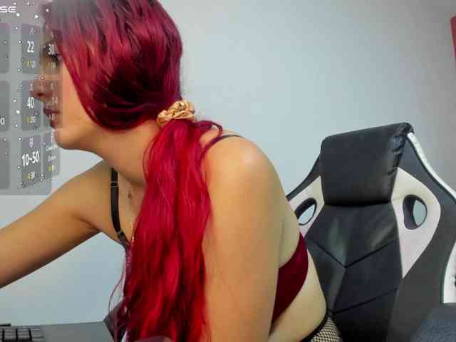 zoe-williams1 webcam