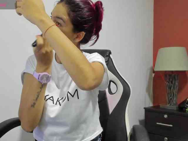 zoe-williams1 webcam
