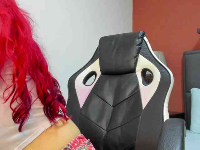 zoe-williams1 webcam