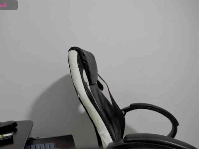 zoe-williams1 webcam