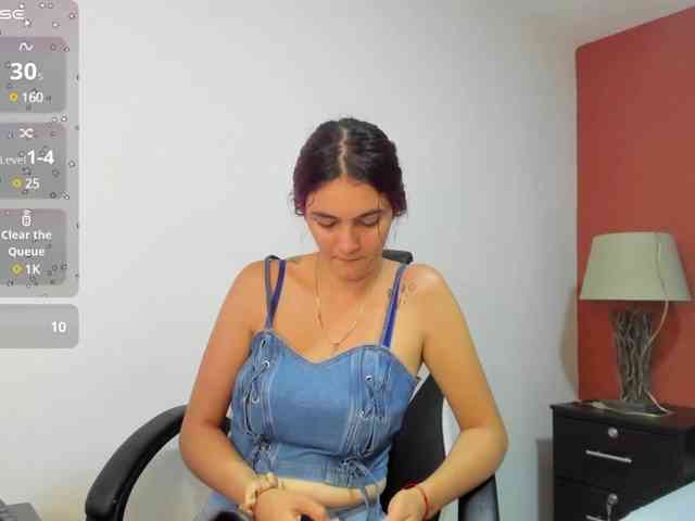 zoe-williams1 webcam