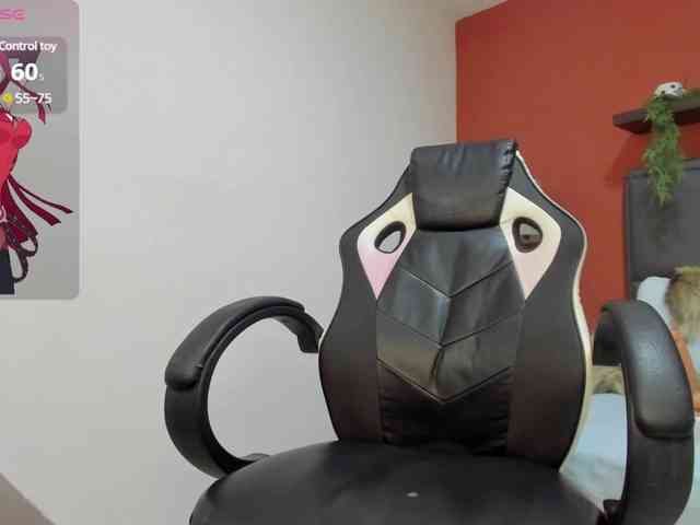 zoe-williams1 webcam