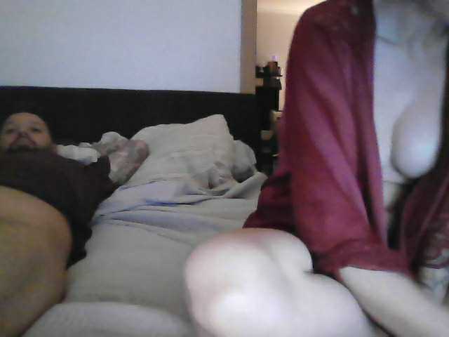 Emily-Jozef's BongaCams show and profile