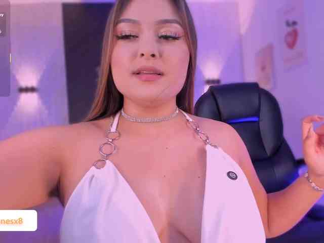 IvyJones1 webcam