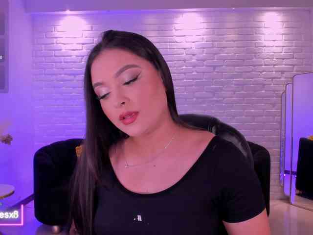 IvyJones1 webcam