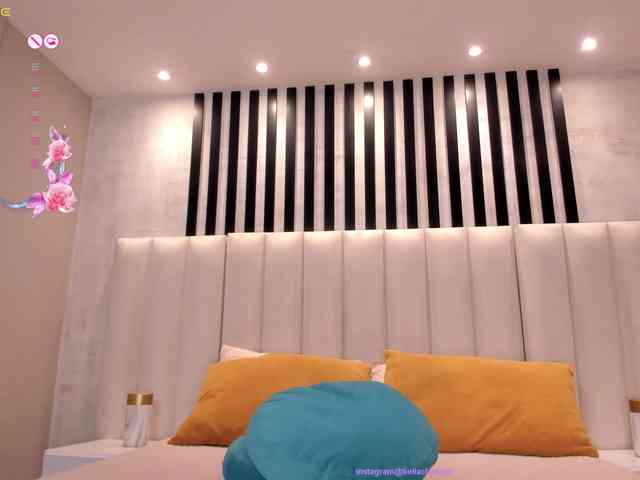 BellaClark webcam