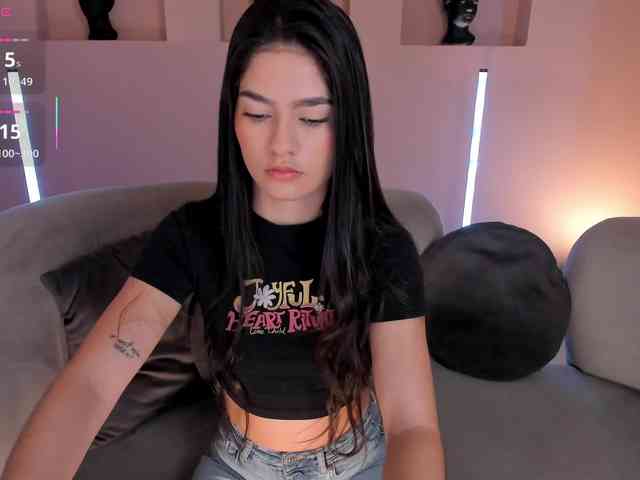 BellaClark webcam