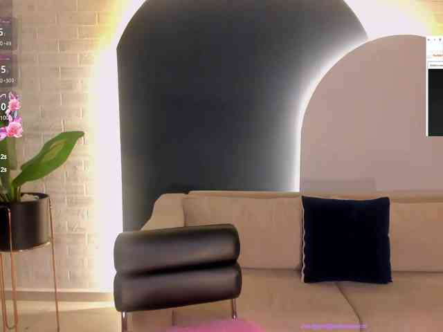 BellaClark webcam