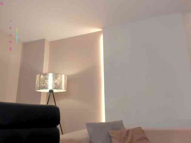 BellaClark webcam