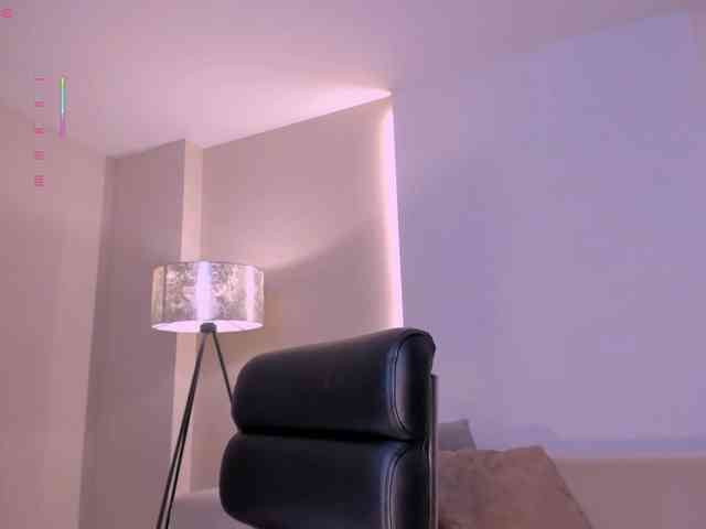 BellaClark webcam