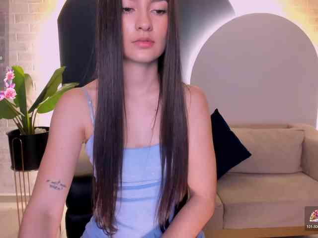 BellaClark webcam