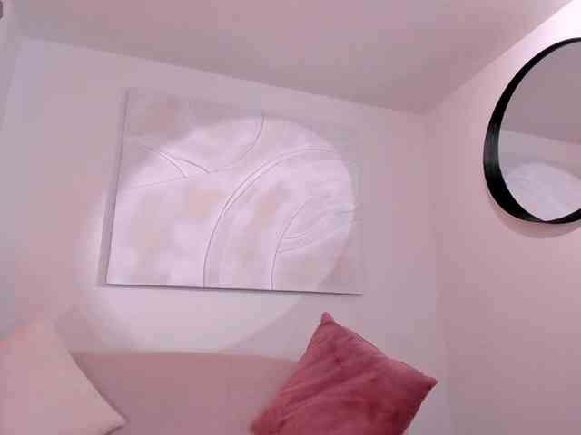BellaClark webcam