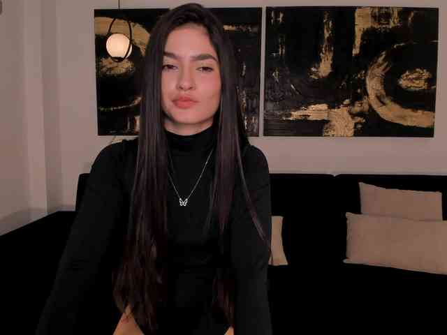 BellaClark webcam