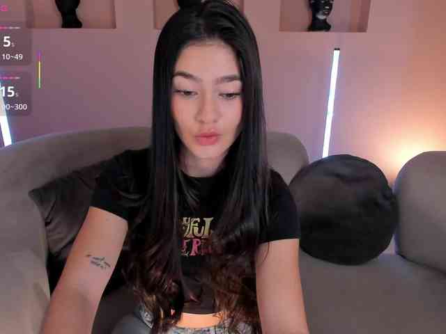 BellaClark webcam