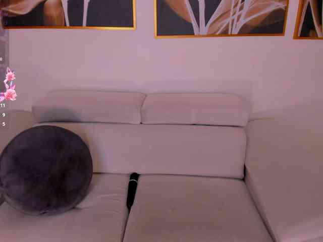 BellaClark webcam