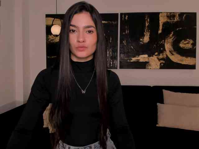 BellaClark webcam