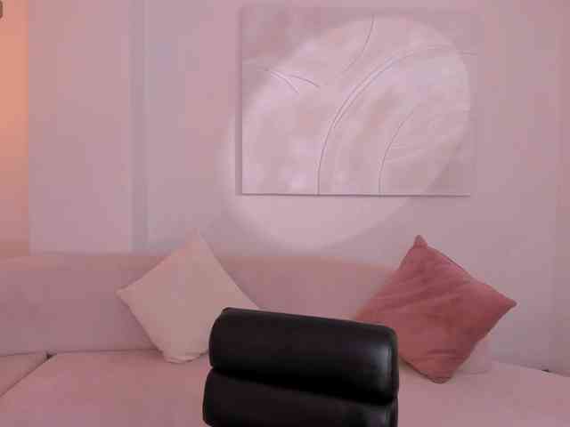 BellaClark webcam
