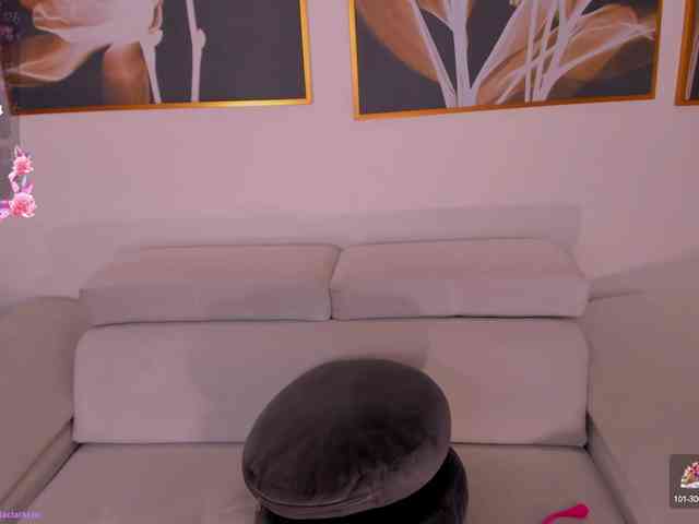 BellaClark webcam