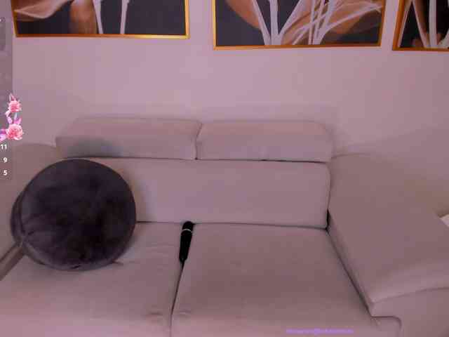 BellaClark webcam