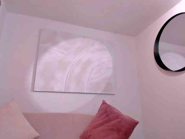 BellaClark webcam