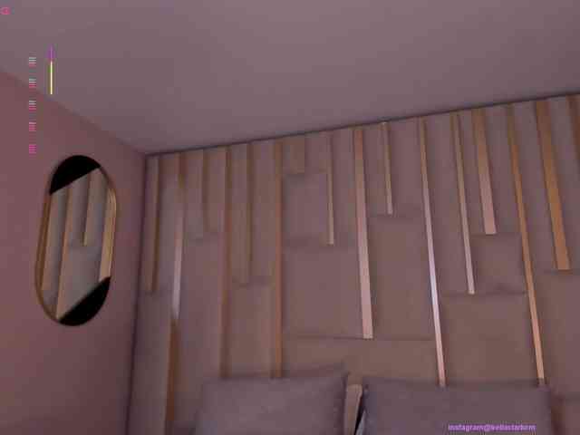 BellaClark webcam