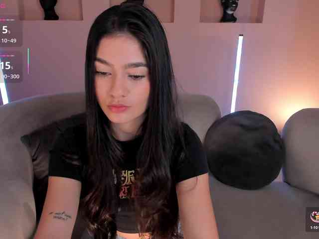 BellaClark webcam