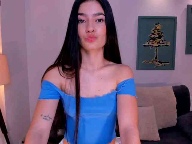 BellaClark webcam