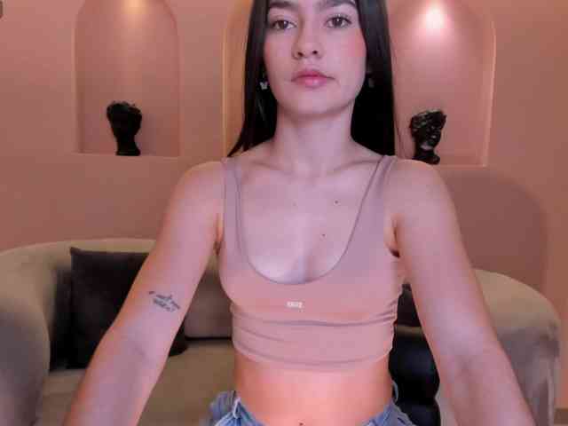 BellaClark webcam