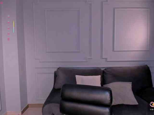 BellaClark webcam