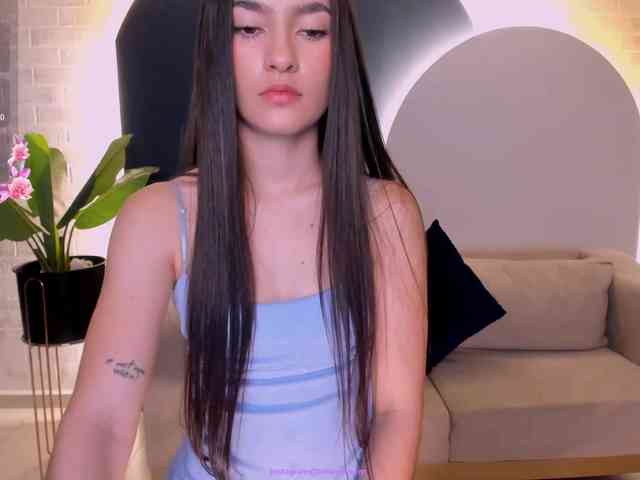 BellaClark webcam