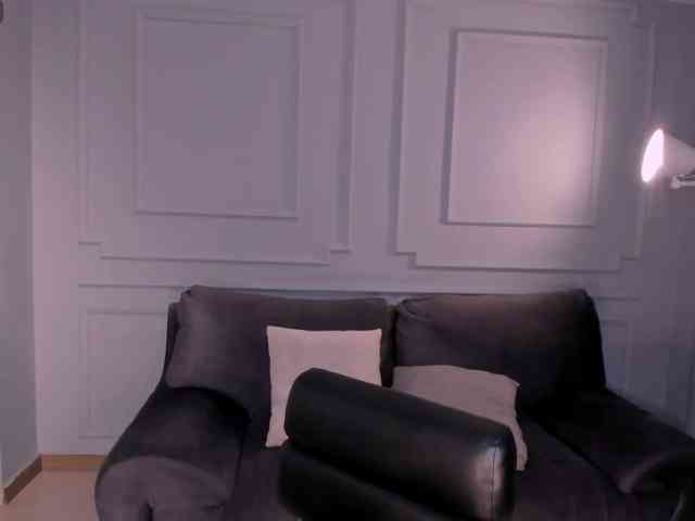 BellaClark webcam
