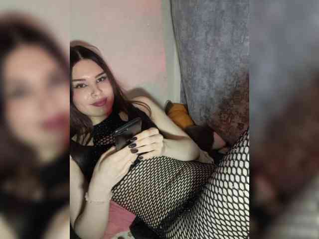 misssurprizisss Live Webcam on BongaCams