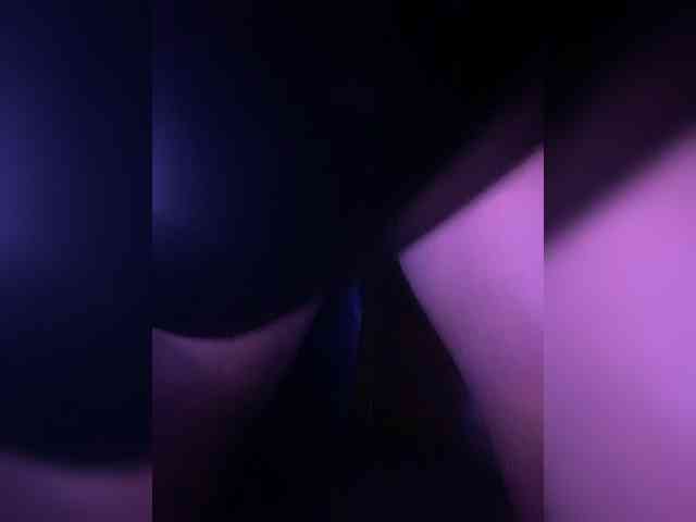 Emiliagarza webcam