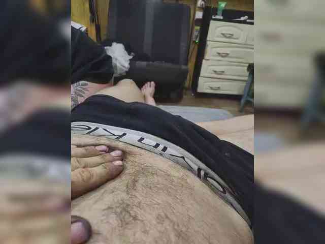 Aidamir777 Live Webcam on BongaCams