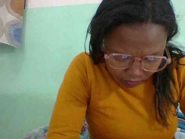 Olga34 webcam