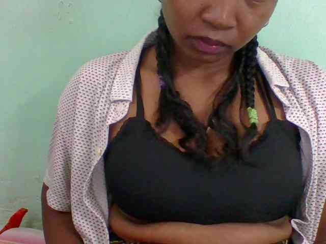 Olga34 webcam