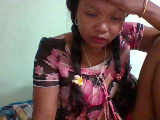 Olga34 webcam