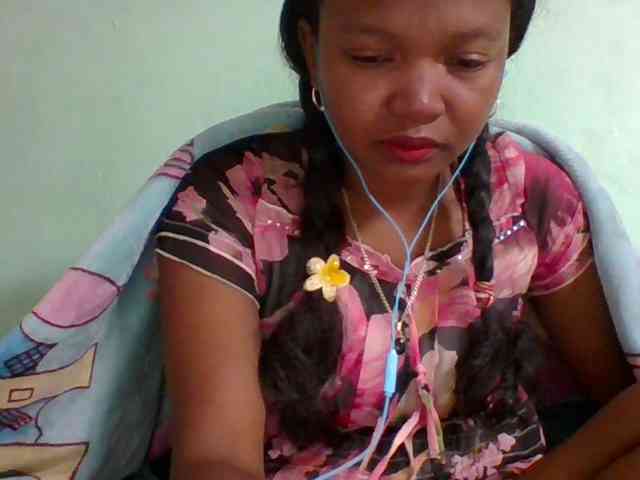 Olga34 webcam