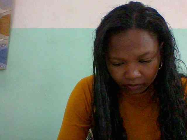 Olga34 webcam