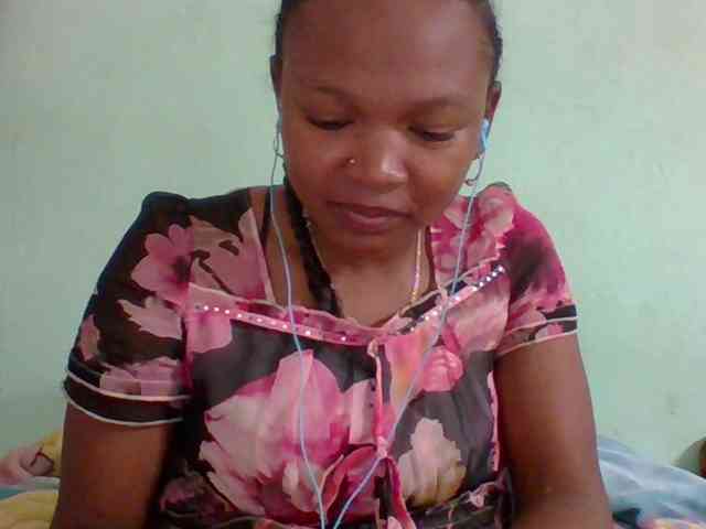 Olga34 webcam
