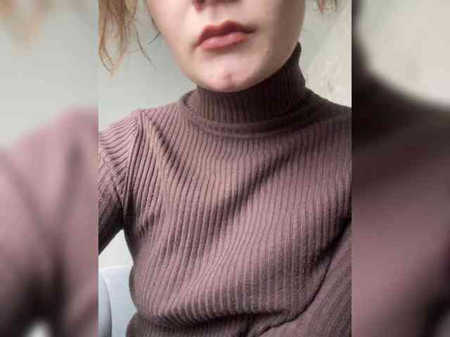 Lady_mi webcam