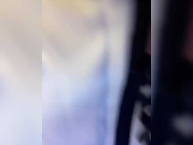 Milkkksheik-981's BongaCams show and profile