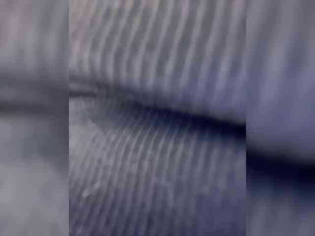 Milkkksheik-981 webcam