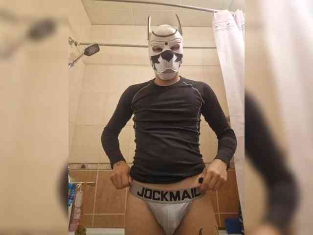 Akula-4 Live Webcam on BongaCams