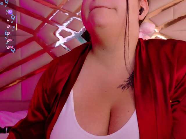 playfulcurvy from BongaCams is Freechat