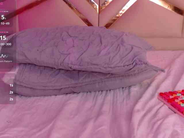 playfulcurvy webcam