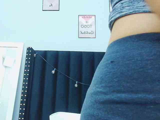 playfulcurvy webcam