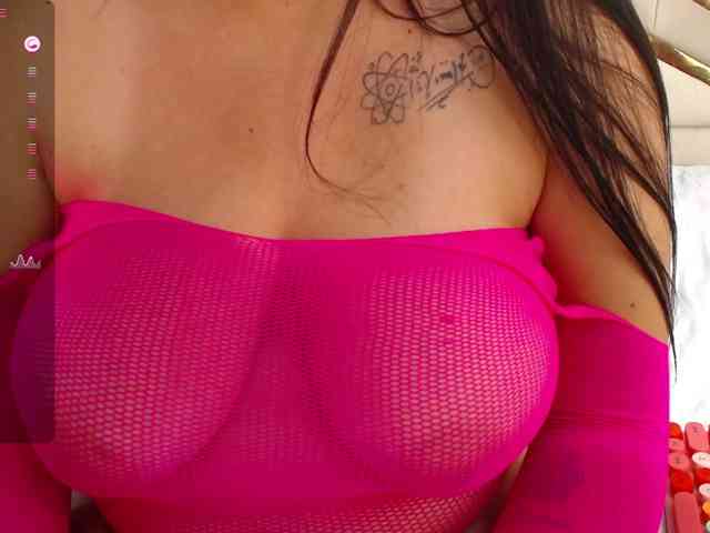 playfulcurvy webcam