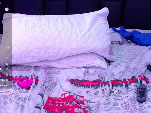 playfulcurvy webcam
